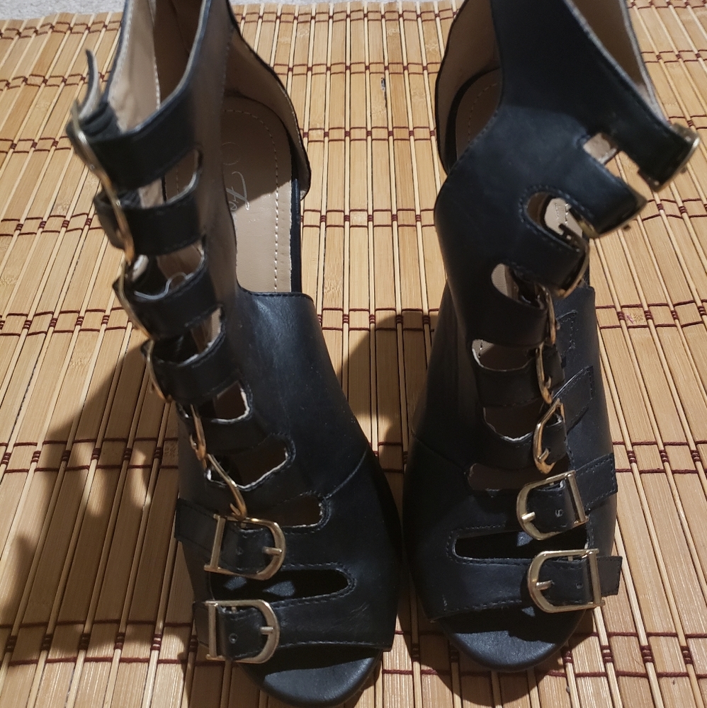 Opened toe heels